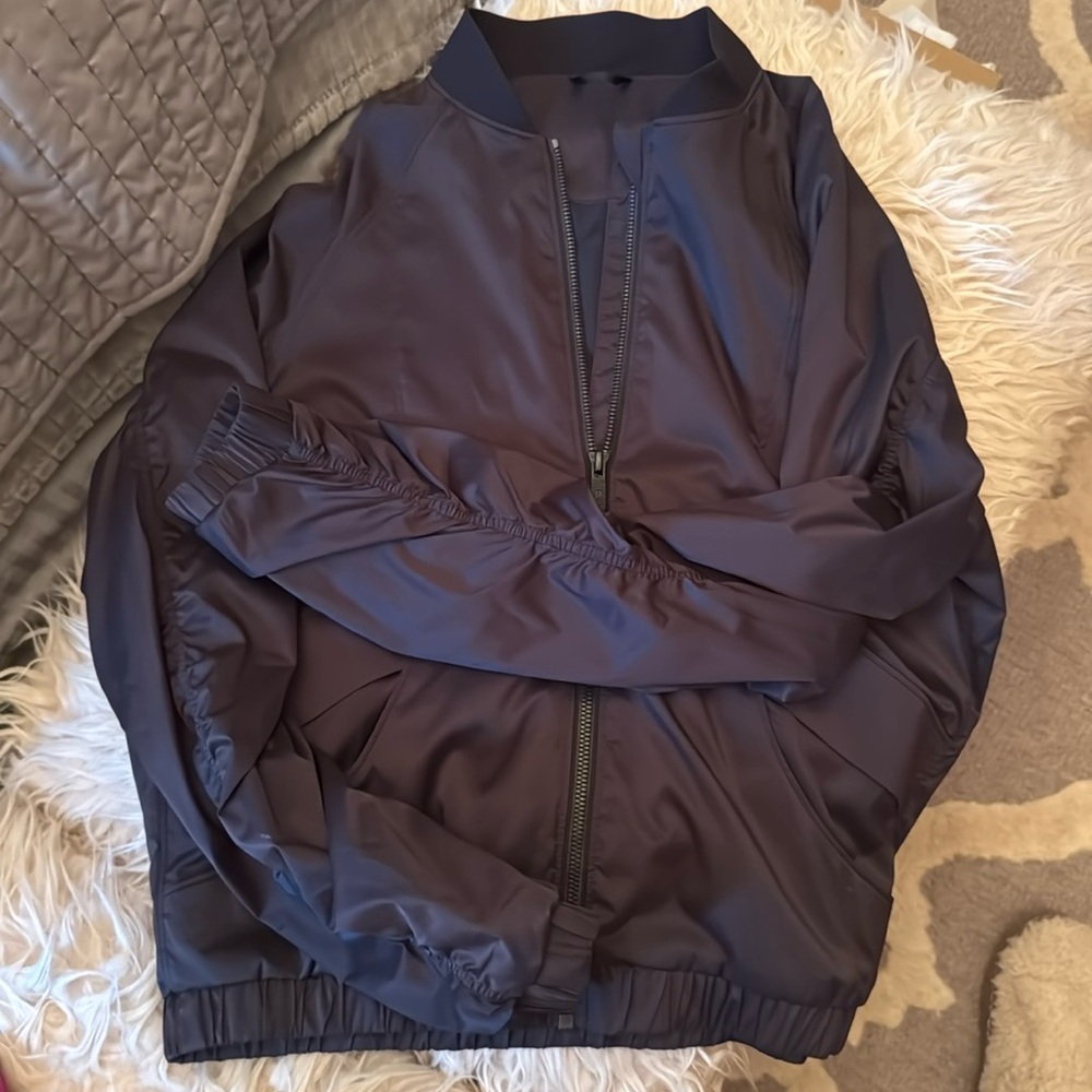 Lululemon bomber jacket size 6